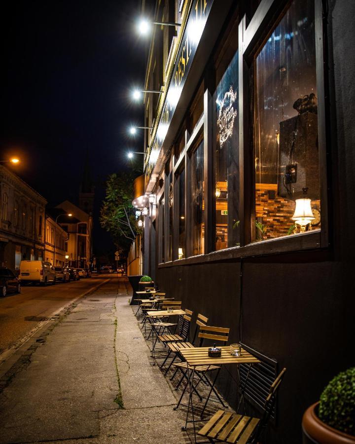 Hotel Capital With Private Wellness Nitra Exterior foto